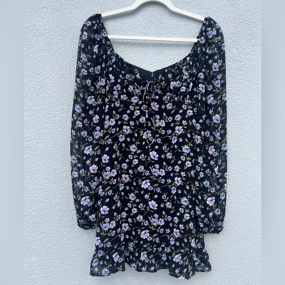 Forever 21 black with floral pattern dress front tie size S worn one like new